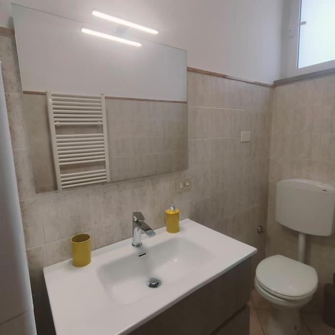 Il Nido Di Silvia A Due Passi Dal Teatro Rossini Apartment Pesaro Luaran gambar