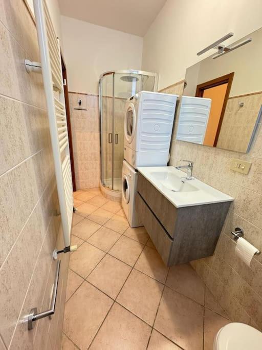 Il Nido Di Silvia A Due Passi Dal Teatro Rossini Apartment Pesaro Luaran gambar