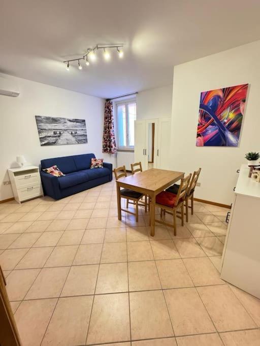 Il Nido Di Silvia A Due Passi Dal Teatro Rossini Apartment Pesaro Luaran gambar